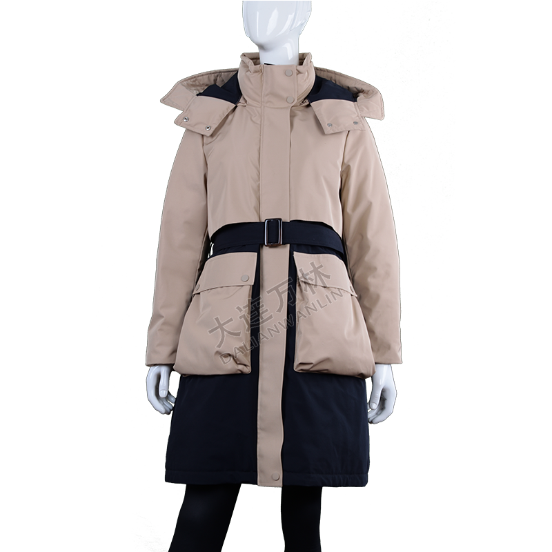 女士拼色腰带长款羽绒服